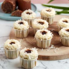 The Coffee Bean & Tea Leaf Pandan Gula Melaka Cupcakes